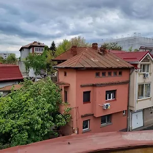 Cozy Near Center Bucureşti