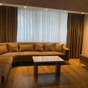 Elegant - Titan Park Bucureşti
